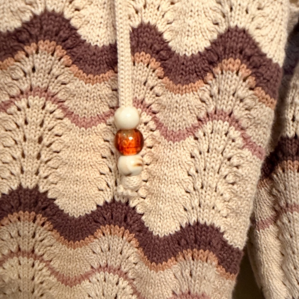 Heartloom Blush Knit Hooded Sweater with Brown Waves 100% cotton - Picture 2 of 6